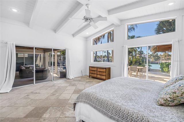 2890 ALTON DRIVE, St Pete Beach, FL 33706