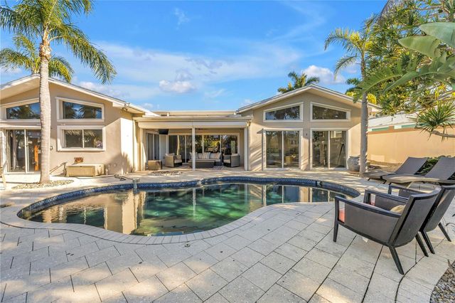 2890 ALTON DRIVE, St Pete Beach, FL 33706