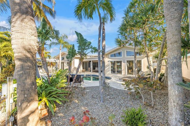 2890 ALTON DRIVE, St Pete Beach, FL 33706