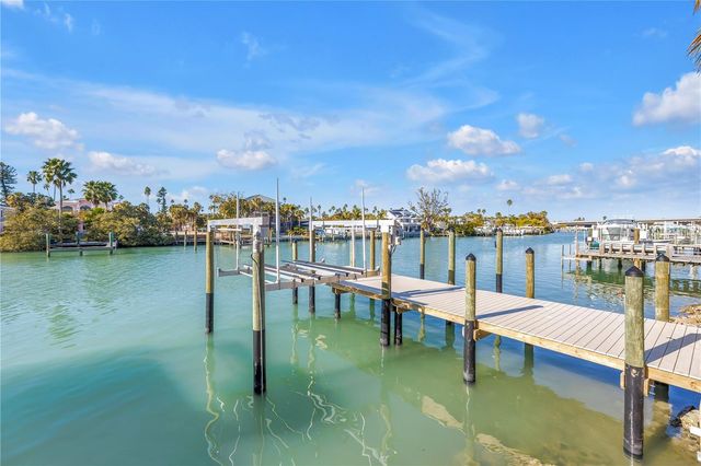 2890 ALTON DRIVE, St Pete Beach, FL 33706