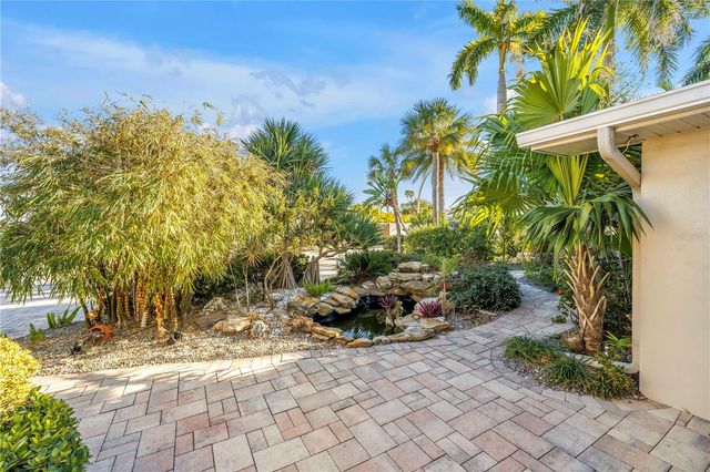 2890 ALTON DRIVE, St Pete Beach, FL 33706