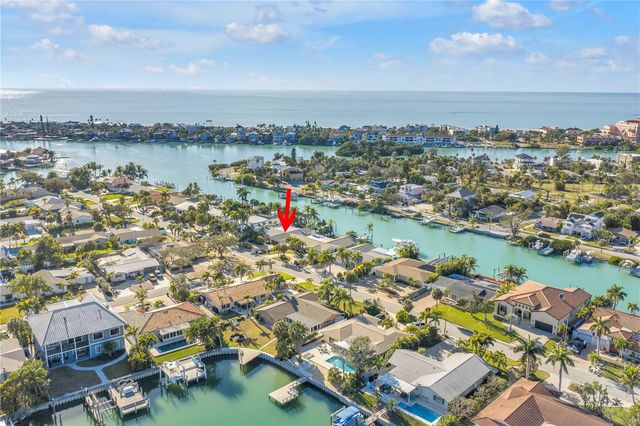 2890 ALTON DRIVE, St Pete Beach, FL 33706