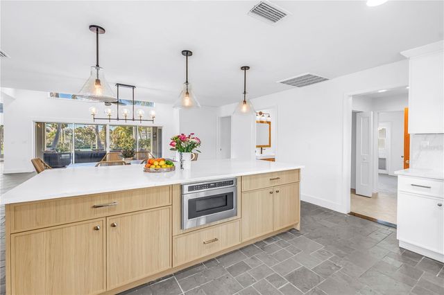 2890 ALTON DRIVE, St Pete Beach, FL 33706