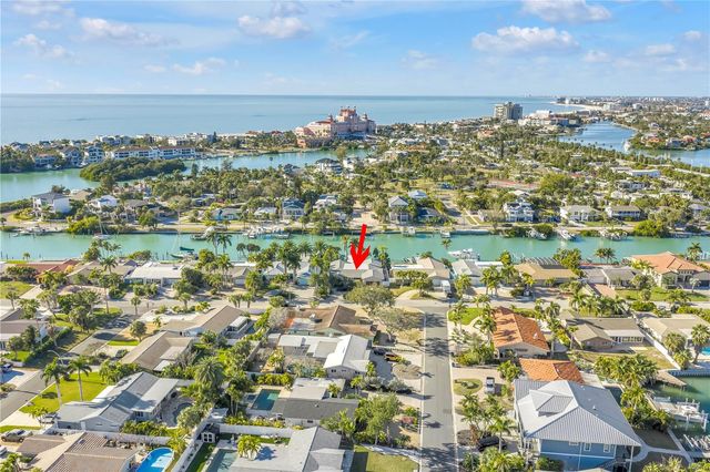 2890 ALTON DRIVE, St Pete Beach, FL 33706