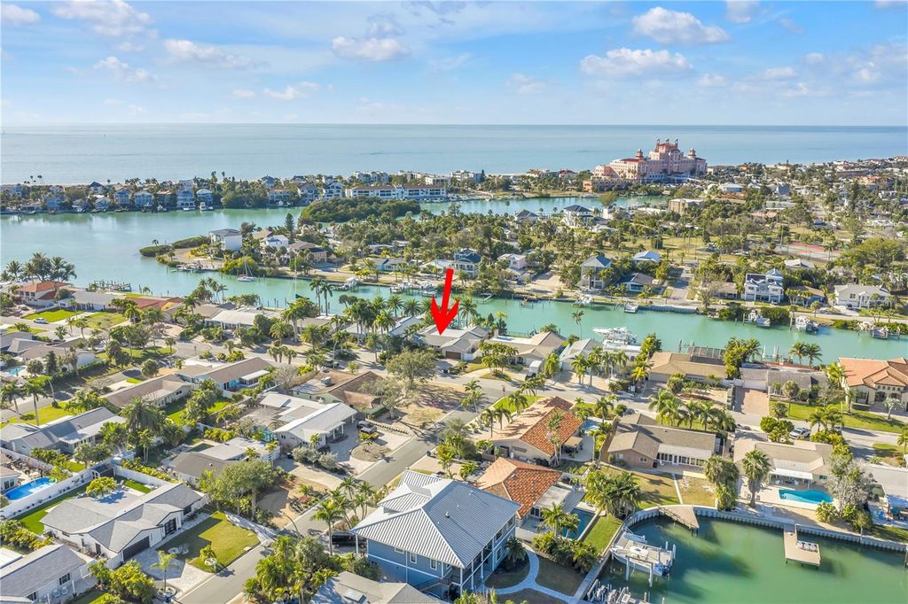 2890 ALTON DRIVE, St Pete Beach, FL 33706