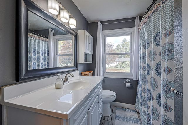39 Salmon Falls Road, Rochester, NH 03868