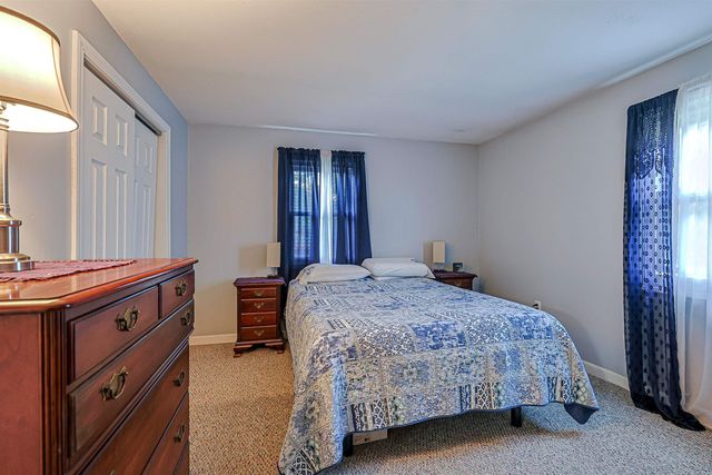 39 Salmon Falls Road, Rochester, NH 03868