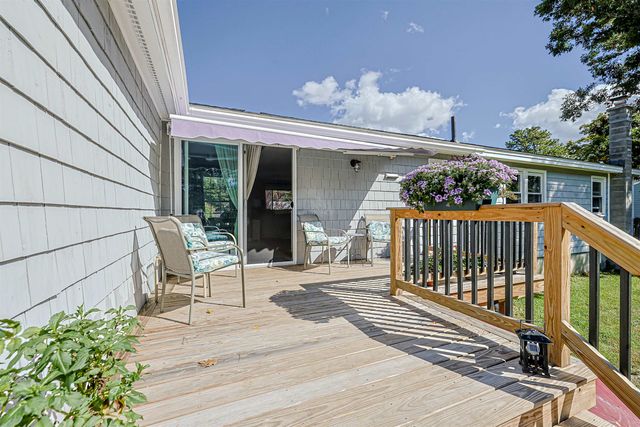 39 Salmon Falls Road, Rochester, NH 03868