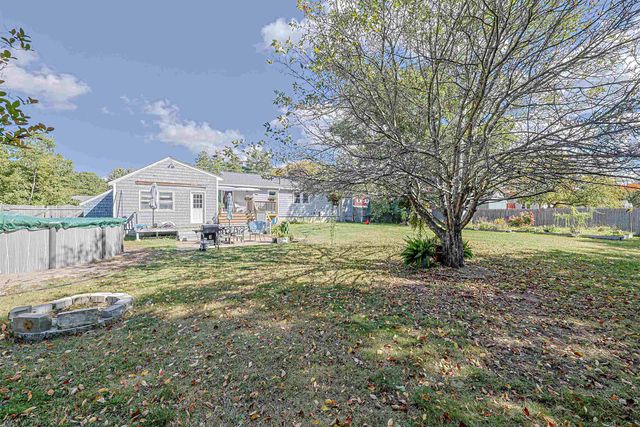 39 Salmon Falls Road, Rochester, NH 03868
