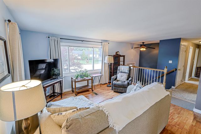 39 Salmon Falls Road, Rochester, NH 03868