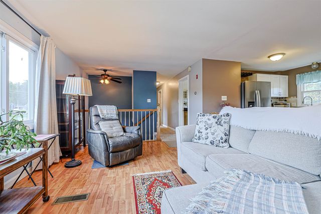 39 Salmon Falls Road, Rochester, NH 03868