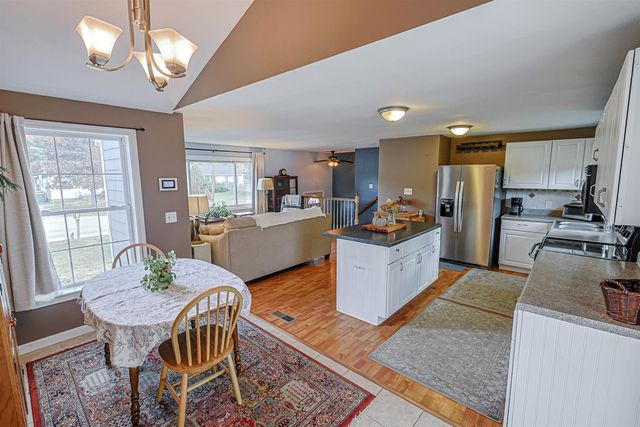 39 Salmon Falls Road, Rochester, NH 03868