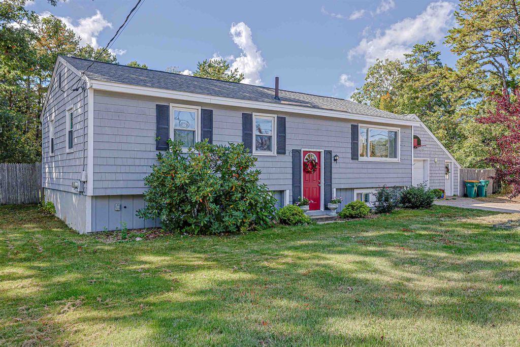 39 Salmon Falls Road, Rochester, NH 03868