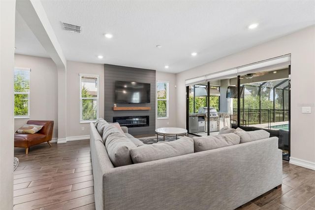 19165 PEASE PLACE, Lutz, FL 33558