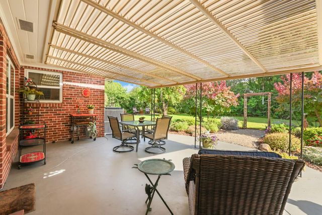 704 Rimby Ave, Lodi, CA 95240