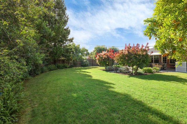 704 Rimby Ave, Lodi, CA 95240