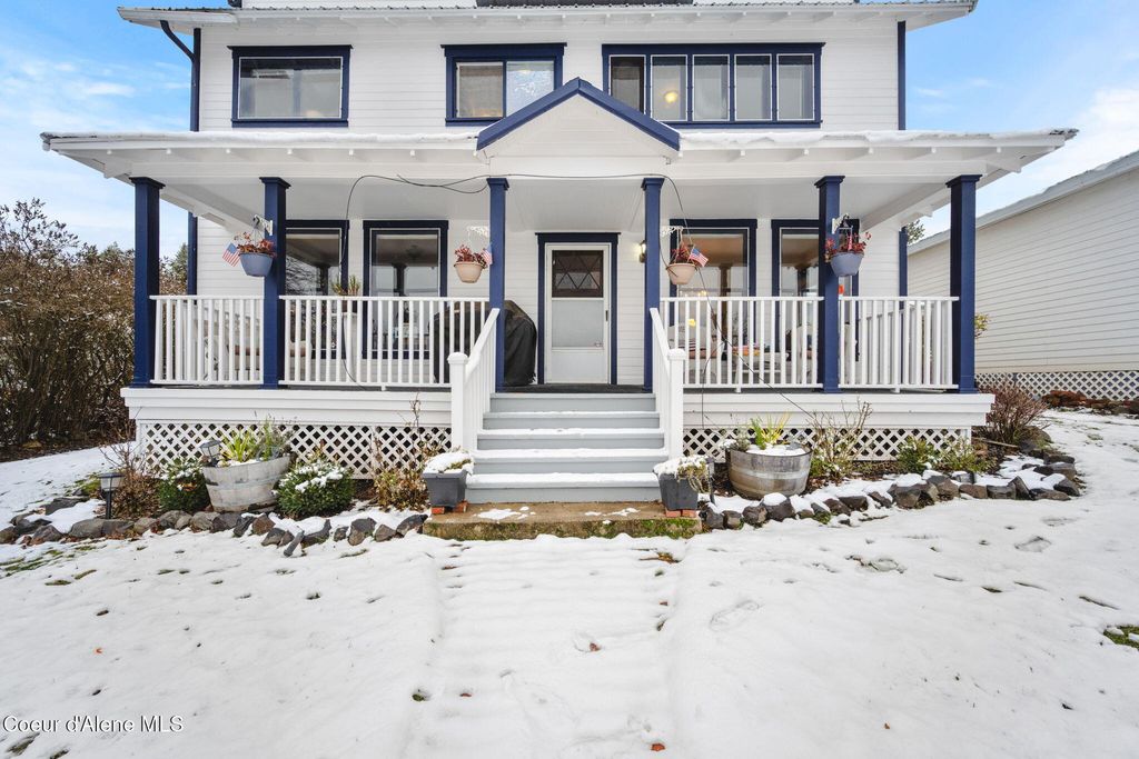 114 N Coeur d Alene Ave, Harrison, ID 83833