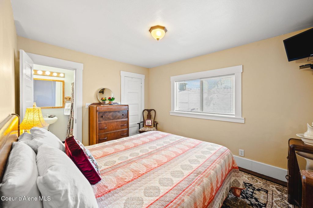 114 N Coeur d Alene Ave, Harrison, ID 83833 photo 41