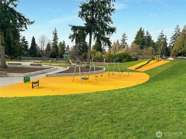 13227 NE 130th Place, Kirkland, WA 98034