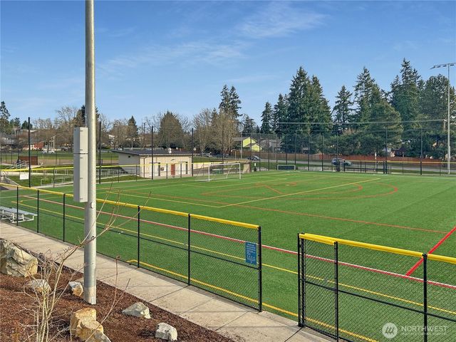 13227 NE 130th Place, Kirkland, WA 98034