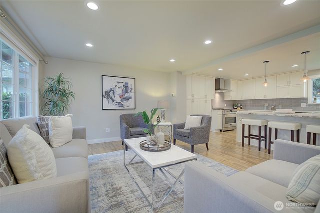 13227 NE 130th Place, Kirkland, WA 98034