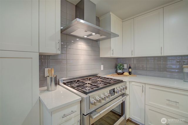 13227 NE 130th Place, Kirkland, WA 98034