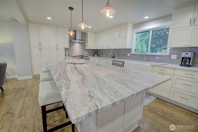 13227 NE 130th Place, Kirkland, WA 98034