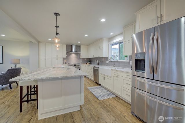 13227 NE 130th Place, Kirkland, WA 98034