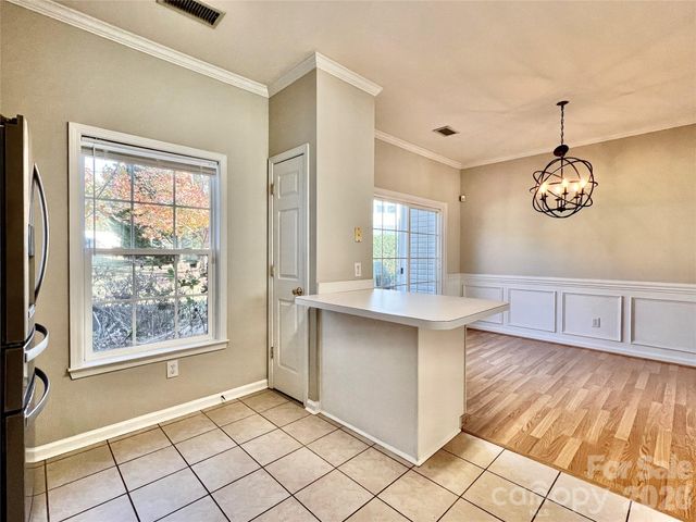 2762 Thornbush Court, Charlotte, NC 28270