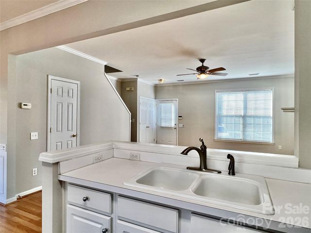 2762 Thornbush Court, Charlotte, NC 28270