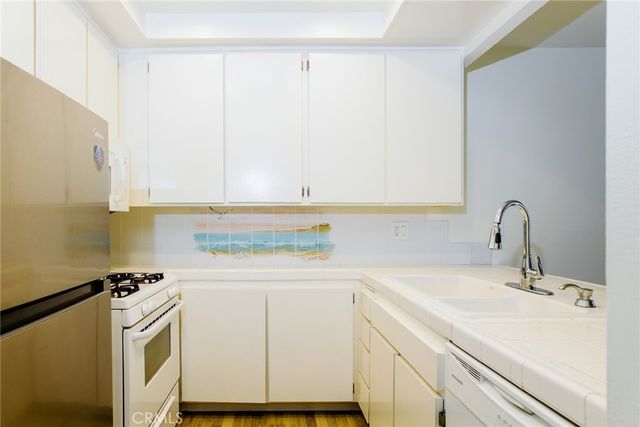 17072 PCH 104, Huntington Beach, CA 92649