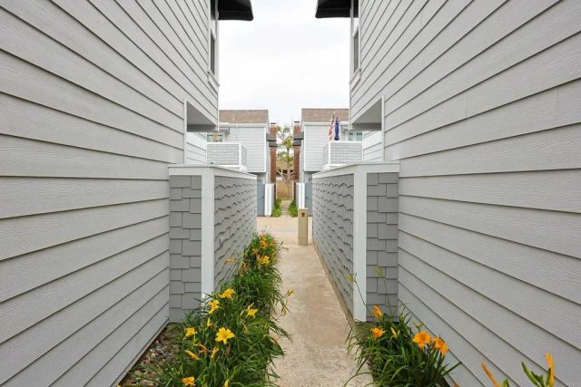 1415 1st Street, Coronado, CA 92118