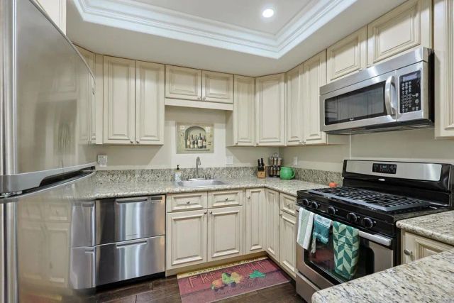 1415 1st Street, Coronado, CA 92118