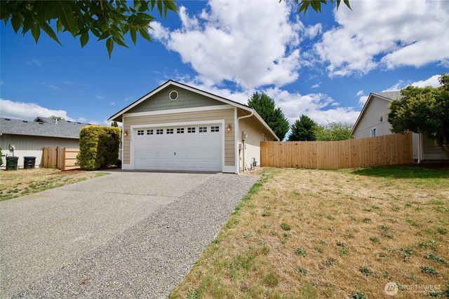15207 Carter Loop SE, Yelm, WA 98597