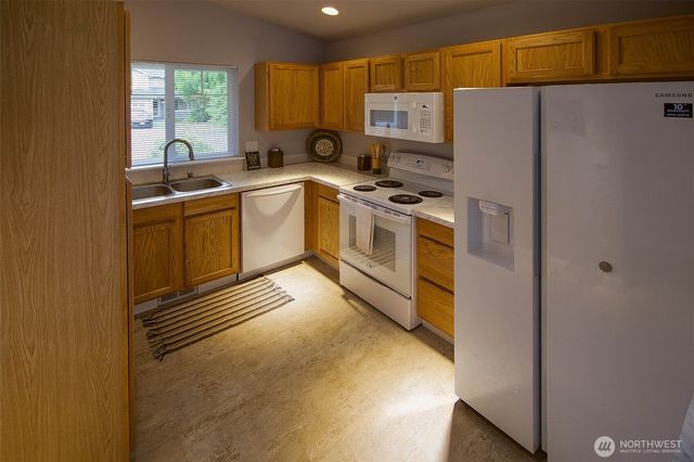 15207 Carter Loop SE, Yelm, WA 98597