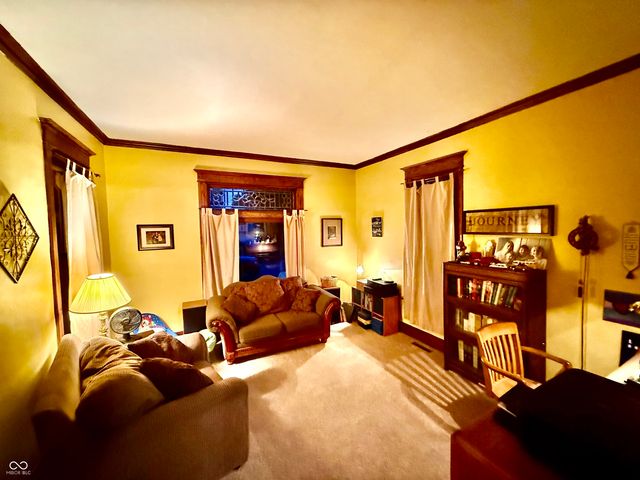 108 W Madison Street, Alexandria, IN 46001