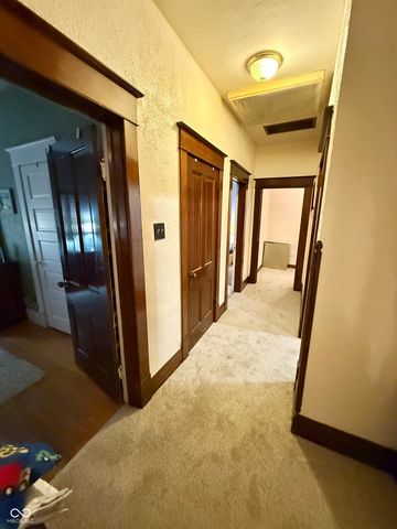 108 W Madison Street, Alexandria, IN 46001