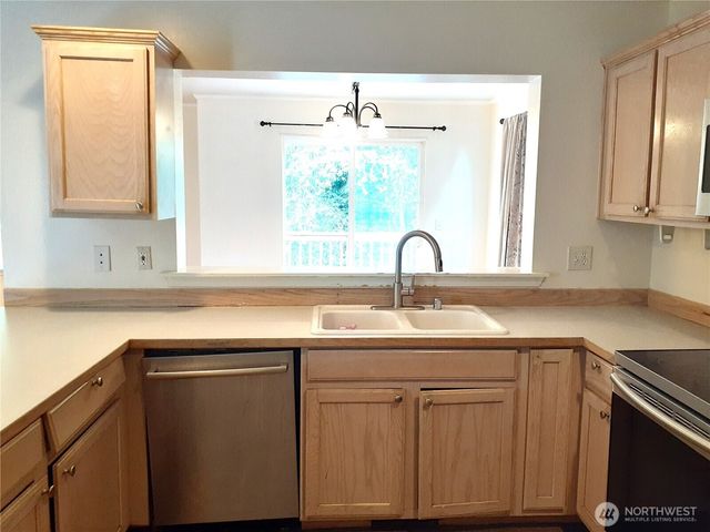 1028 NW Poppy Court, Silverdale, WA 98383