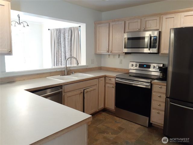 1028 NW Poppy Court, Silverdale, WA 98383
