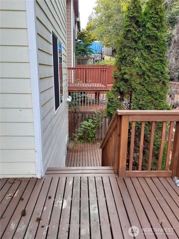 1028 NW Poppy Court, Silverdale, WA 98383