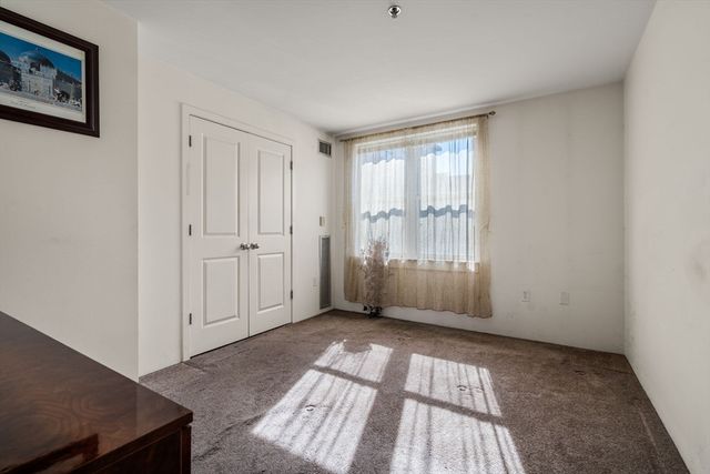 113 Sumner St 23, Boston, MA 02128