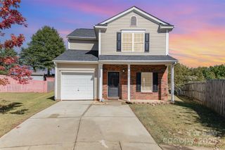 3407 Charterhall Lane, Charlotte, NC 28215