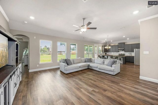 26579 Pin Oak Drive, Hempstead, TX 77445