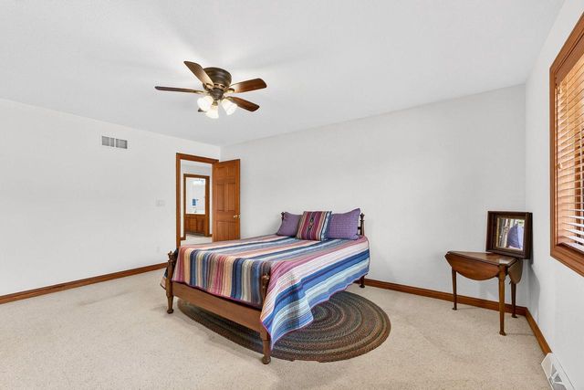 8623 Country Club DRIVE, Franklin, WI 53132