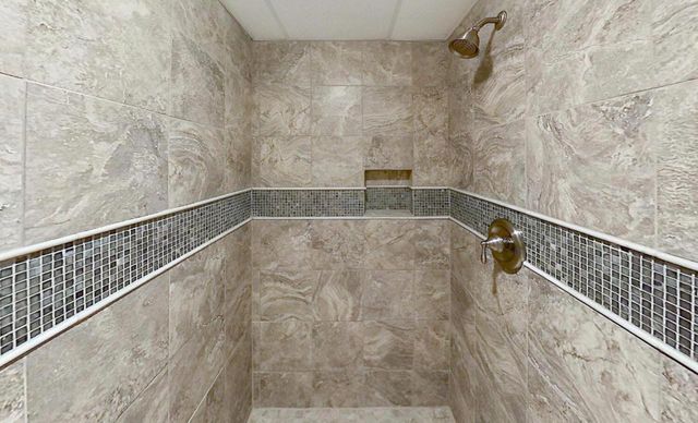 8623 Country Club DRIVE, Franklin, WI 53132