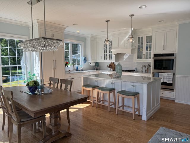 21-1 Haywagon Drive, Old Lyme, CT 06371