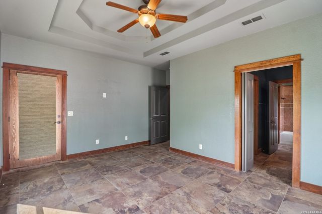 1611 Saddlewood Blvd, Kerrville, TX 78028