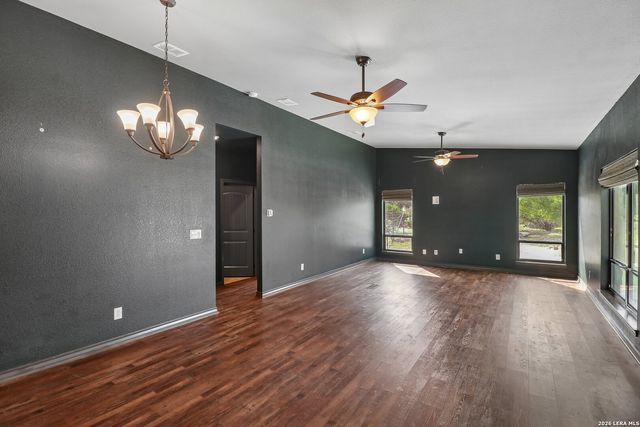 1611 Saddlewood Blvd, Kerrville, TX 78028
