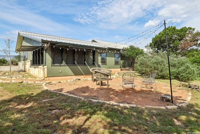 1611 Saddlewood Blvd, Kerrville, TX 78028
