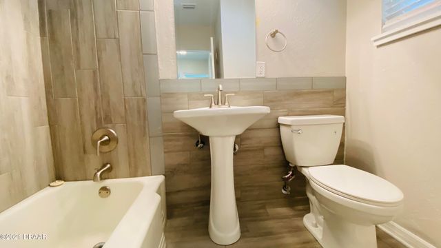 914 N Wild Olive Ave Unit 912, Daytona Beach, FL 32118